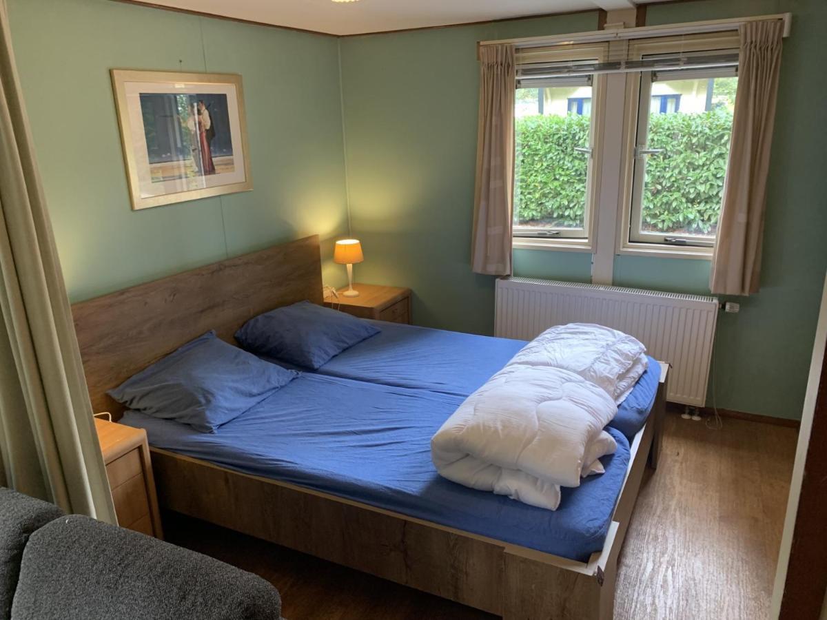 Sfeervolle Chalet Met Terras, H14 De Veldkamp, Epe, Voor 4 Personen Exterior photo